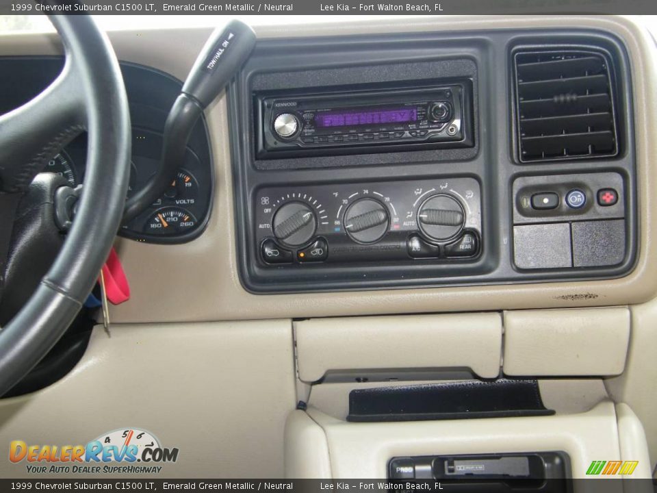 1999 Chevrolet Suburban C1500 LT Emerald Green Metallic / Neutral Photo #21