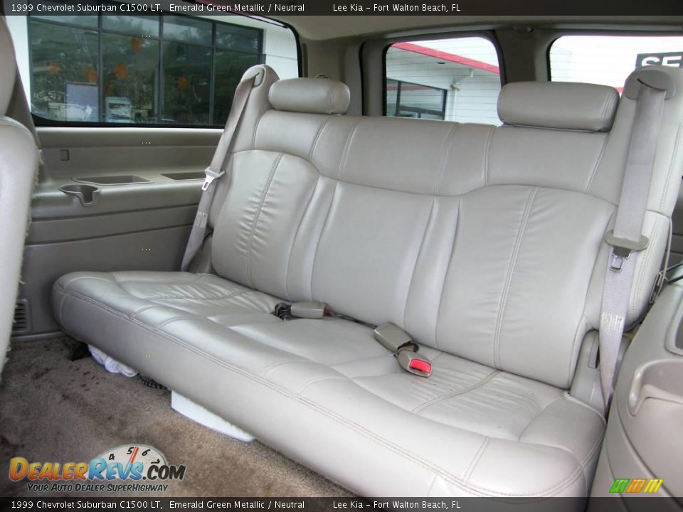 1999 Chevrolet Suburban C1500 LT Emerald Green Metallic / Neutral Photo #25
