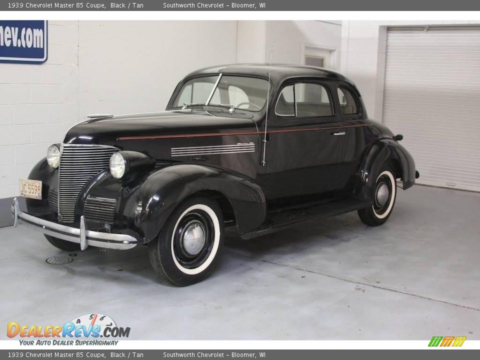 1939 Chevrolet Master 85 Coupe Black / Tan Photo #3