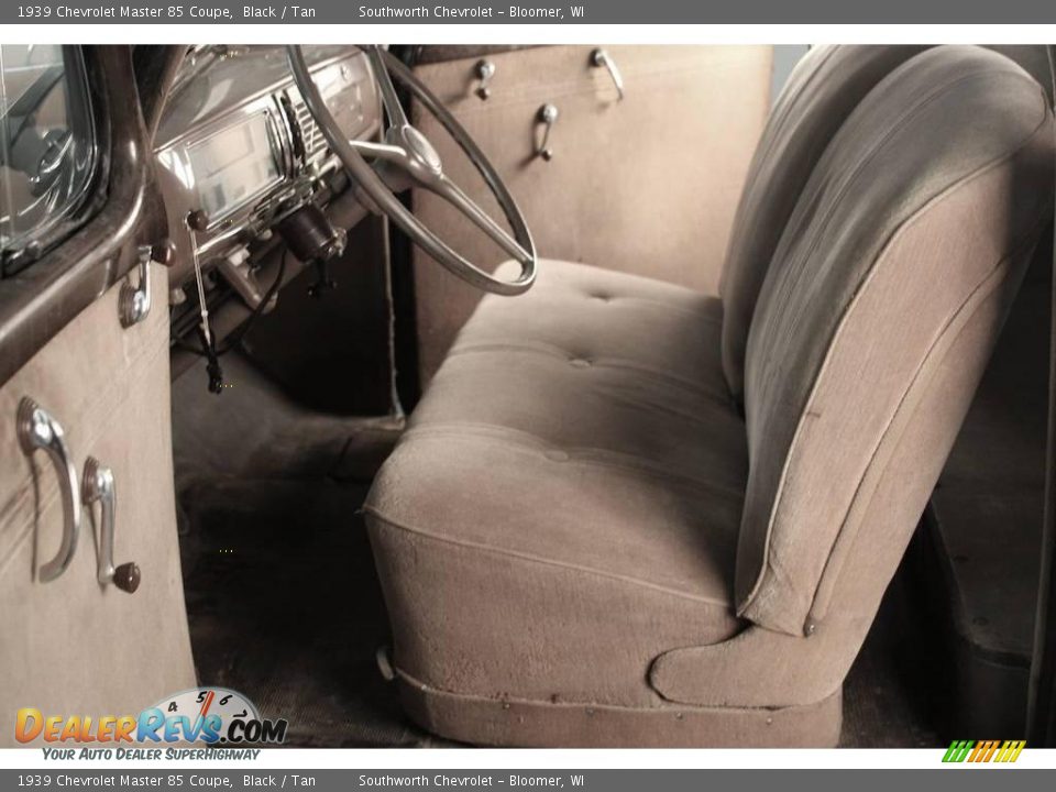 1939 Chevrolet Master 85 Coupe Black / Tan Photo #7
