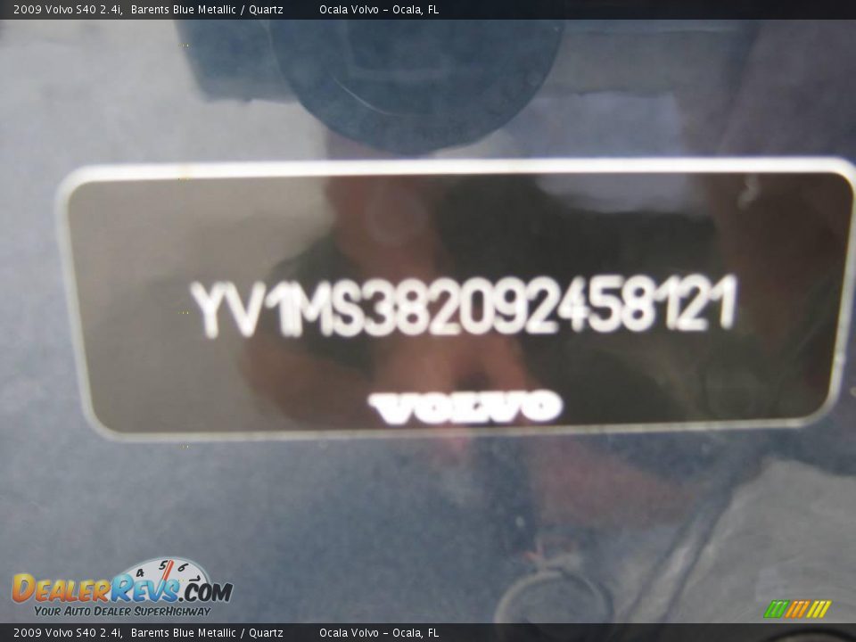 2009 Volvo S40 2.4i Barents Blue Metallic / Quartz Photo #14