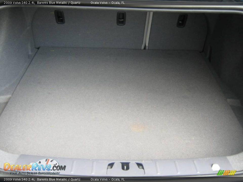 2009 Volvo S40 2.4i Barents Blue Metallic / Quartz Photo #27