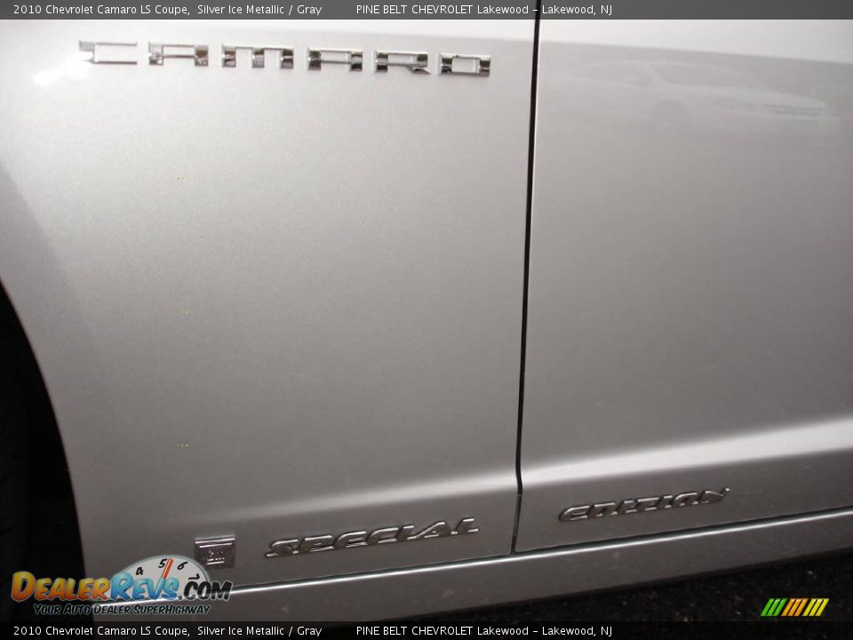 2010 Chevrolet Camaro LS Coupe Silver Ice Metallic / Gray Photo #27