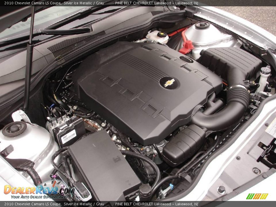2010 Chevrolet Camaro LS Coupe Silver Ice Metallic / Gray Photo #28