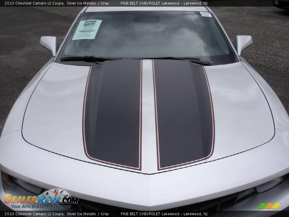 2010 Chevrolet Camaro LS Coupe Silver Ice Metallic / Gray Photo #31