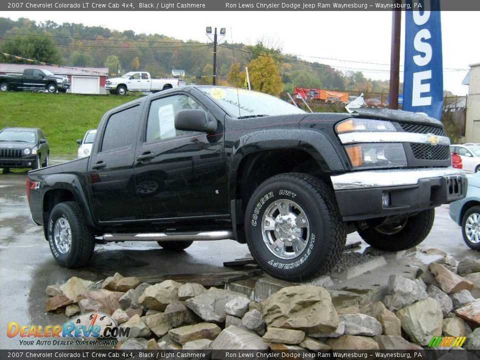 2007 Chevrolet Colorado LT Crew Cab 4x4 Black / Light Cashmere Photo #1