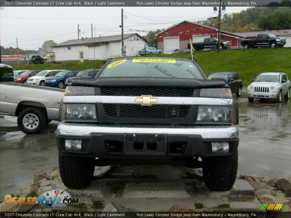 2007 Chevrolet Colorado LT Crew Cab 4x4 Black / Light Cashmere Photo #2