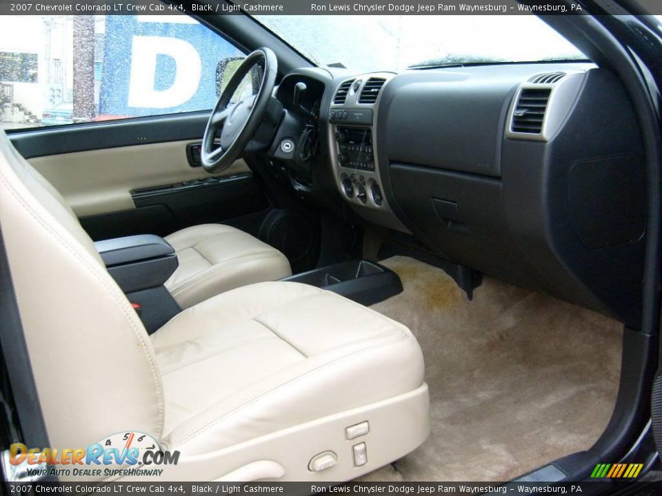 2007 Chevrolet Colorado LT Crew Cab 4x4 Black / Light Cashmere Photo #10