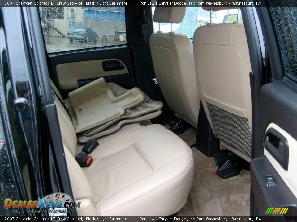 2007 Chevrolet Colorado LT Crew Cab 4x4 Black / Light Cashmere Photo #13