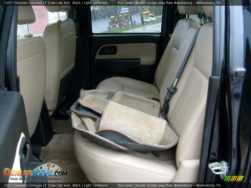 2007 Chevrolet Colorado LT Crew Cab 4x4 Black / Light Cashmere Photo #17
