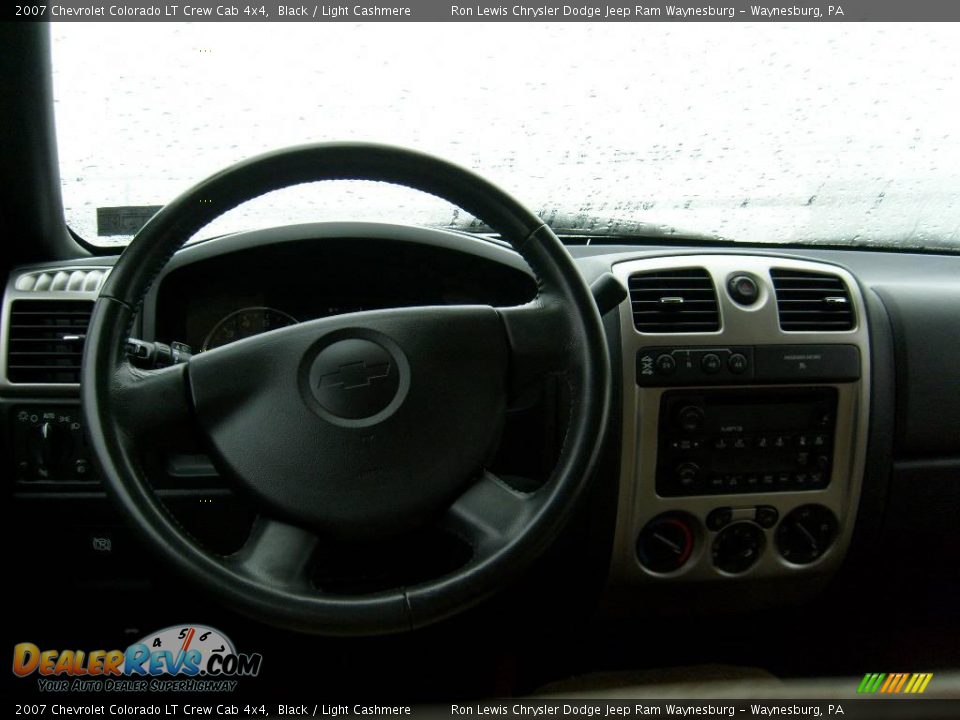 2007 Chevrolet Colorado LT Crew Cab 4x4 Black / Light Cashmere Photo #18