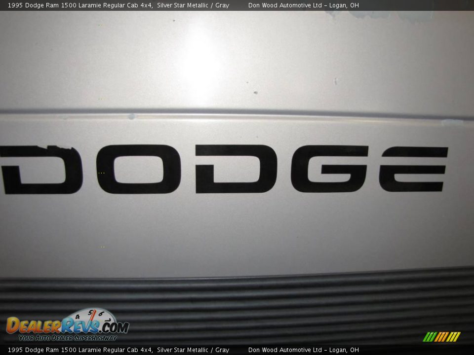 1995 Dodge Ram 1500 Laramie Regular Cab 4x4 Silver Star Metallic / Gray Photo #8