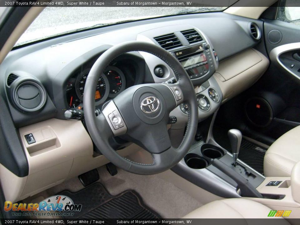 2007 Toyota RAV4 Limited 4WD Super White / Taupe Photo #11
