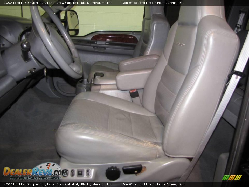 2002 Ford F250 Super Duty Lariat Crew Cab 4x4 Black / Medium Flint Photo #10