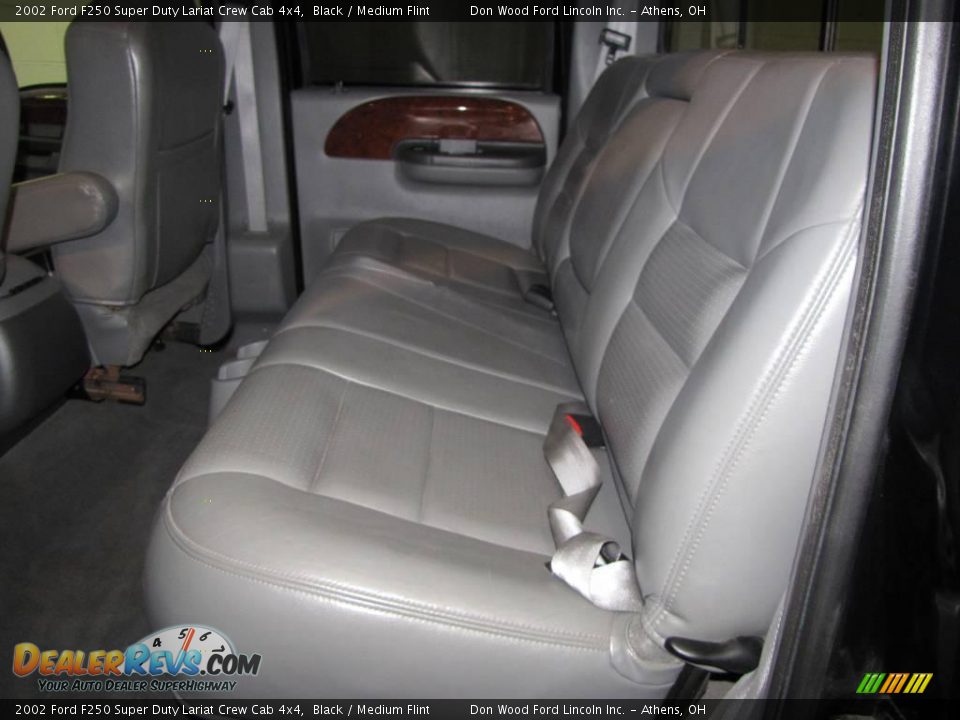 2002 Ford F250 Super Duty Lariat Crew Cab 4x4 Black / Medium Flint Photo #12