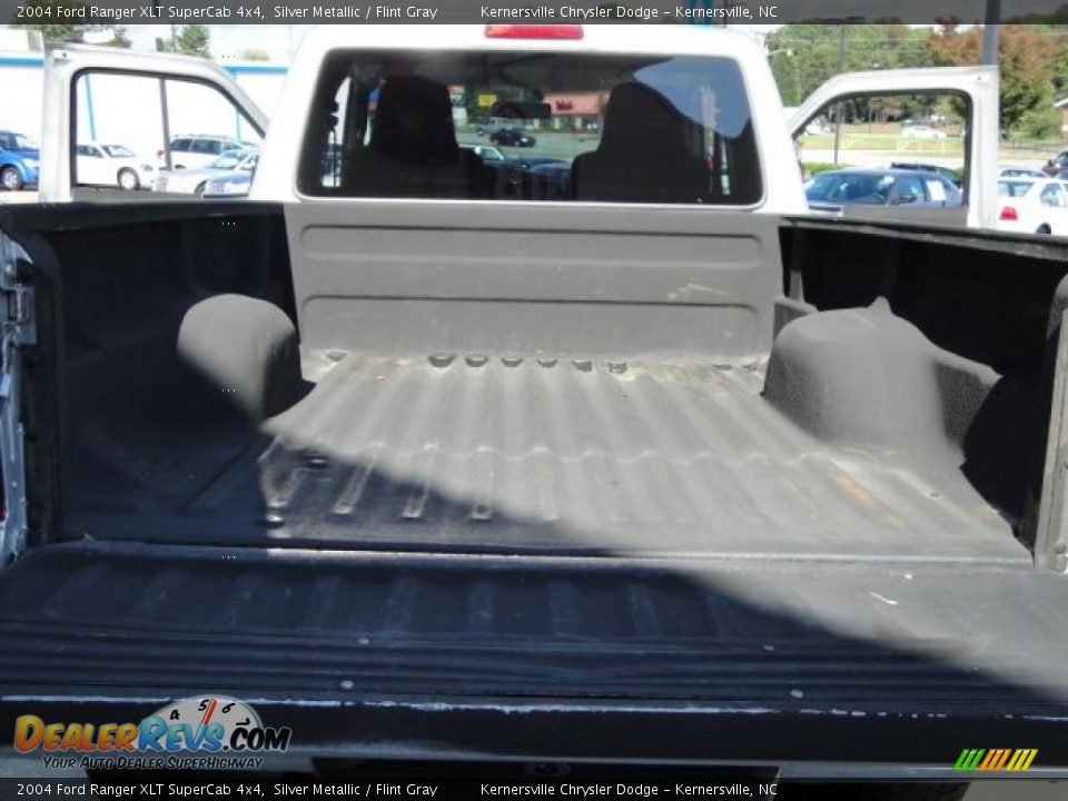 2004 Ford Ranger XLT SuperCab 4x4 Silver Metallic / Flint Gray Photo #15