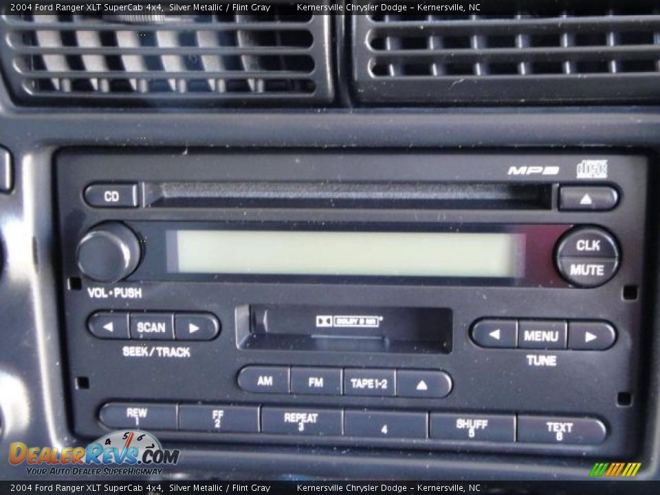 2004 Ford Ranger XLT SuperCab 4x4 Silver Metallic / Flint Gray Photo #17