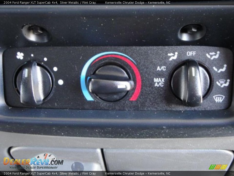 2004 Ford Ranger XLT SuperCab 4x4 Silver Metallic / Flint Gray Photo #18