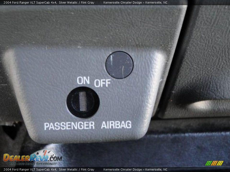2004 Ford Ranger XLT SuperCab 4x4 Silver Metallic / Flint Gray Photo #20