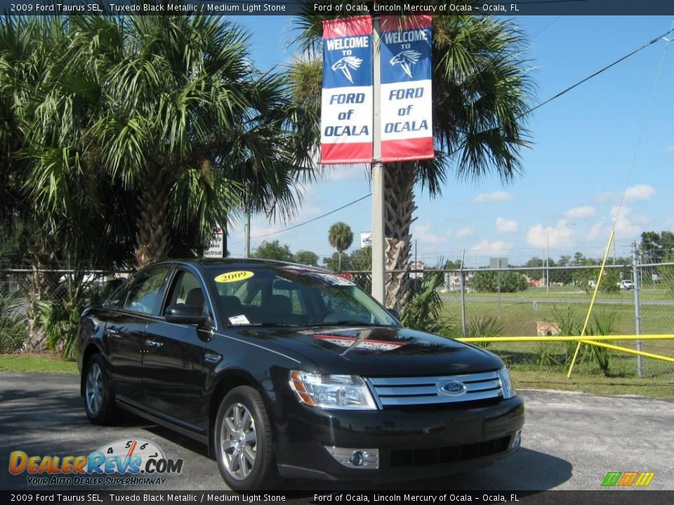 2009 Ford Taurus SEL Tuxedo Black Metallic / Medium Light Stone Photo #1
