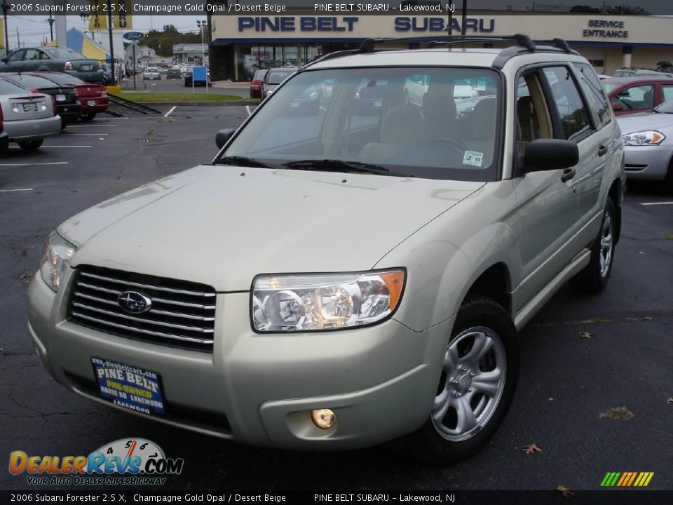 2006 Subaru Forester 2.5 X Champagne Gold Opal / Desert Beige Photo #1