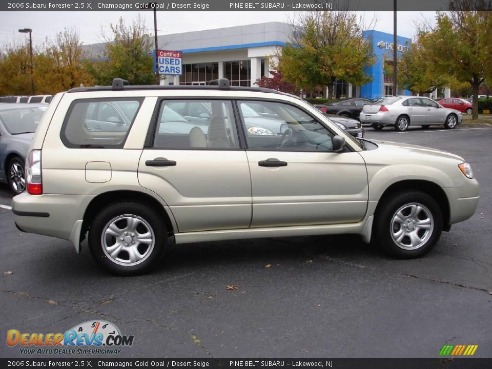 2006 Subaru Forester 2.5 X Champagne Gold Opal / Desert Beige Photo #3