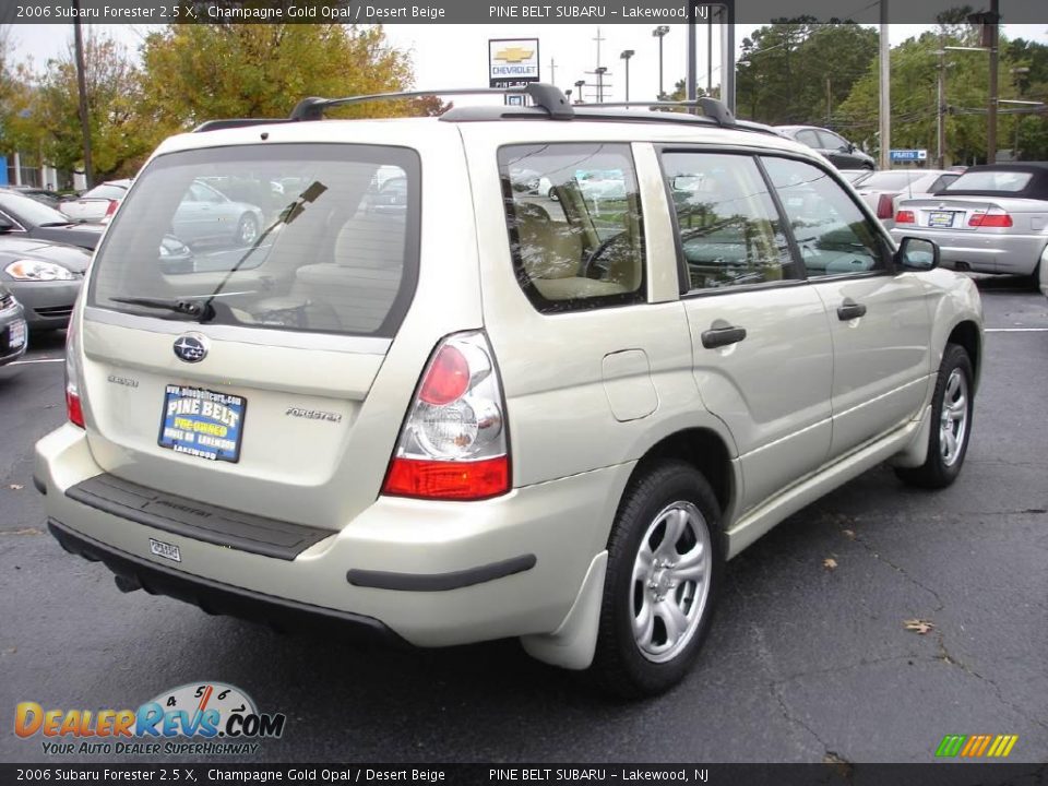 2006 Subaru Forester 2.5 X Champagne Gold Opal / Desert Beige Photo #4