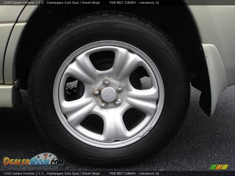 2006 Subaru Forester 2.5 X Champagne Gold Opal / Desert Beige Photo #6