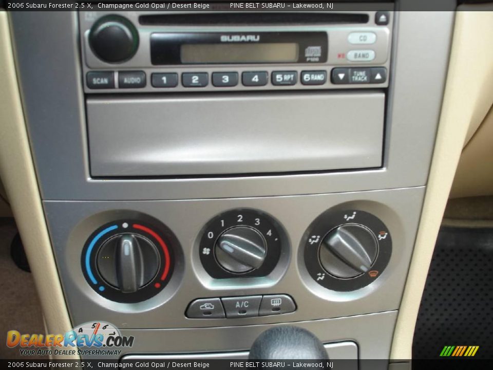 2006 Subaru Forester 2.5 X Champagne Gold Opal / Desert Beige Photo #13