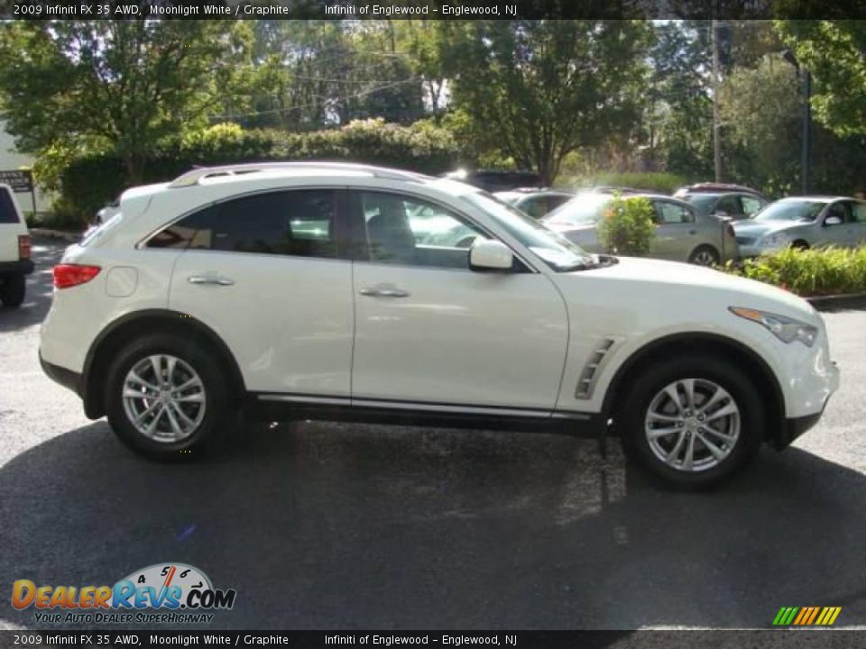 2009 Infiniti FX 35 AWD Moonlight White / Graphite Photo #4