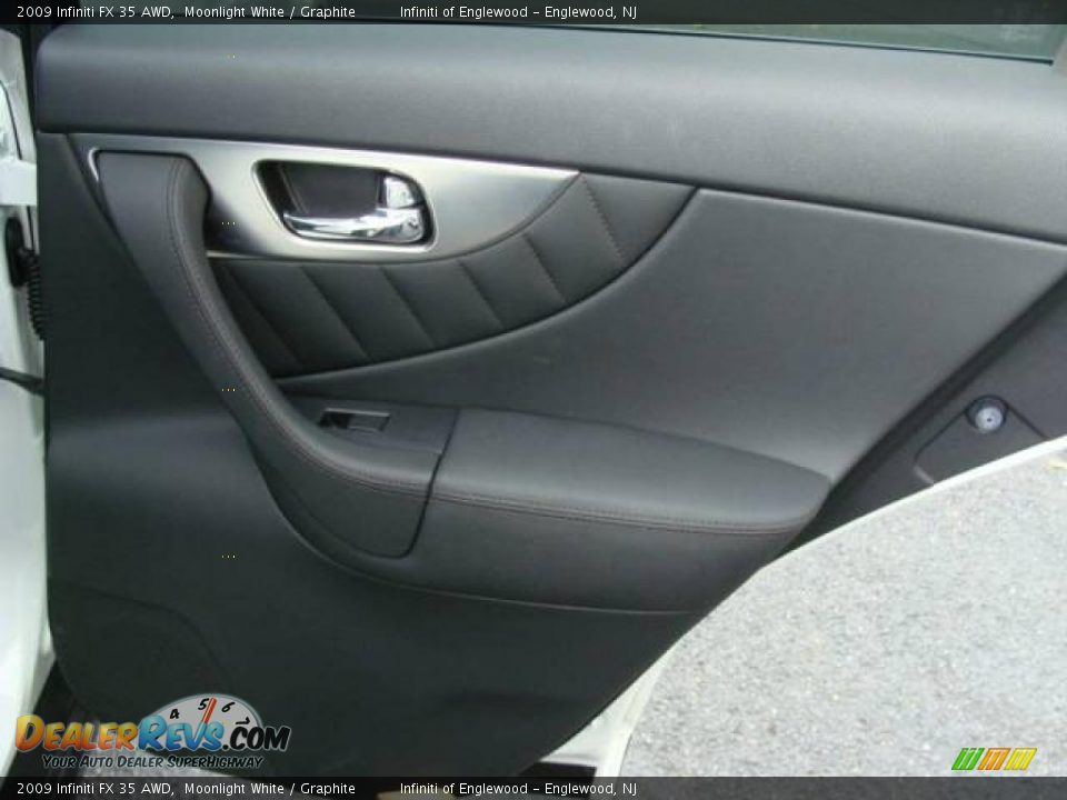 2009 Infiniti FX 35 AWD Moonlight White / Graphite Photo #22