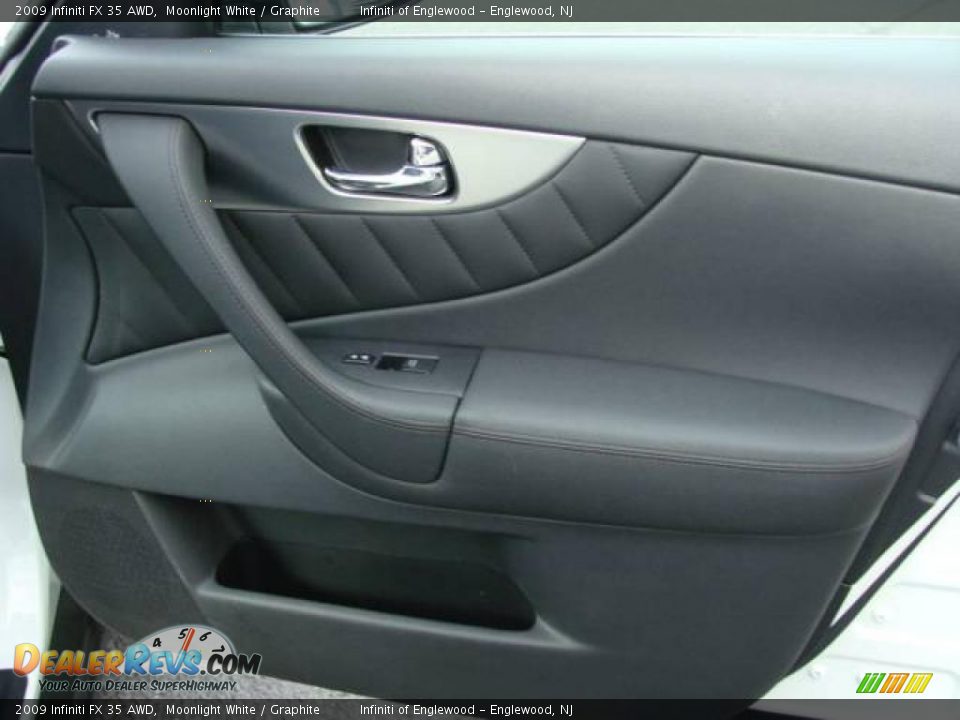 2009 Infiniti FX 35 AWD Moonlight White / Graphite Photo #25