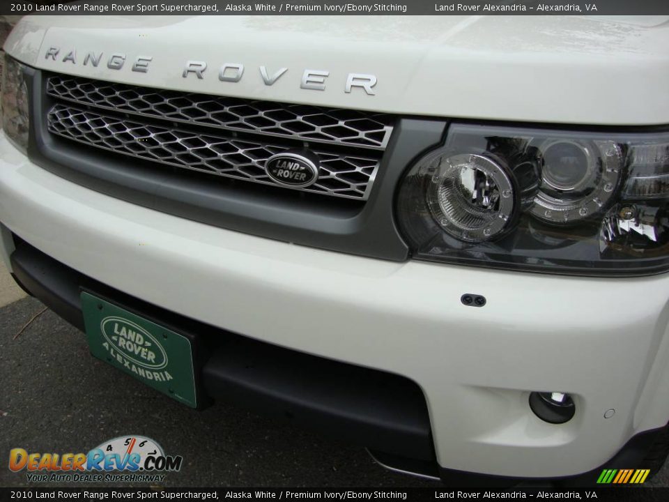 2010 Land Rover Range Rover Sport Supercharged Alaska White / Premium Ivory/Ebony Stitching Photo #2
