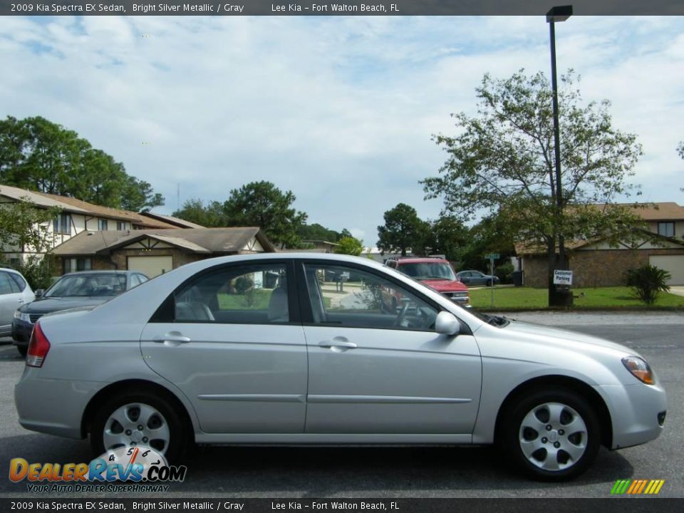 2009 Kia Spectra EX Sedan Bright Silver Metallic / Gray Photo #6