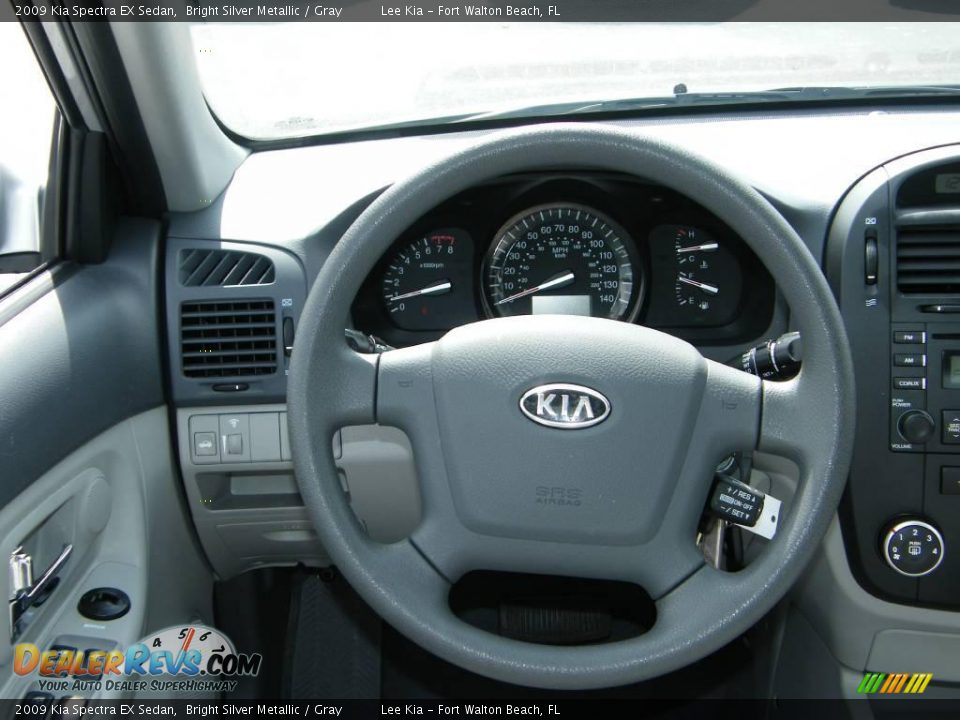2009 Kia Spectra EX Sedan Bright Silver Metallic / Gray Photo #20