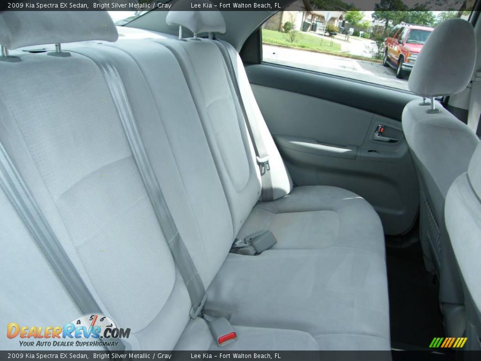 2009 Kia Spectra EX Sedan Bright Silver Metallic / Gray Photo #26