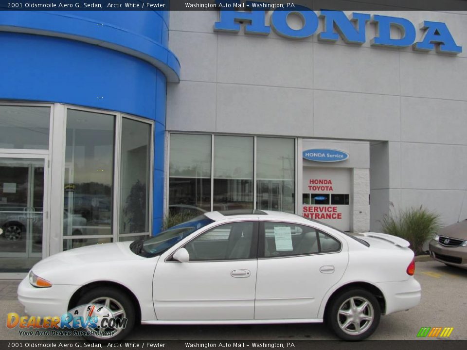 2001 Oldsmobile Alero GL Sedan Arctic White / Pewter Photo #6