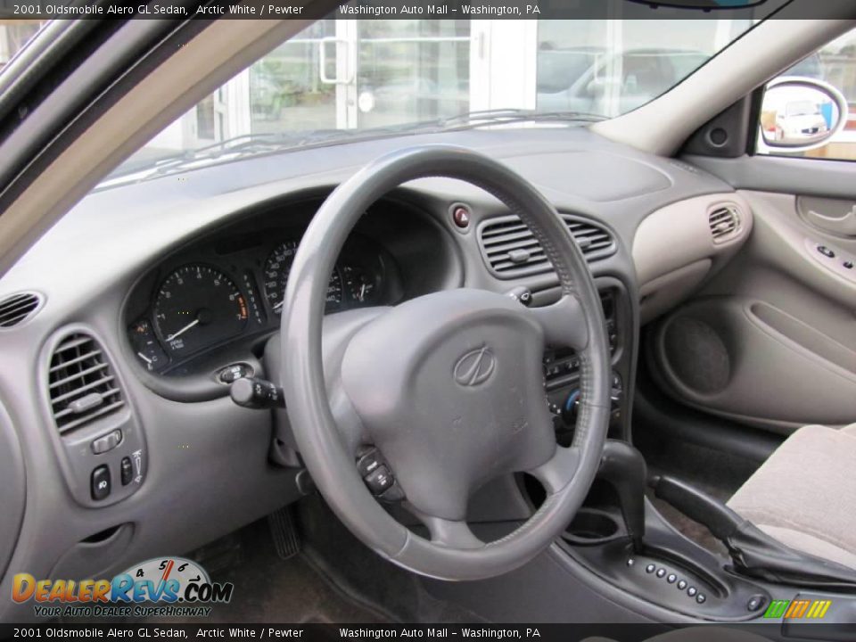 2001 Oldsmobile Alero GL Sedan Arctic White / Pewter Photo #12