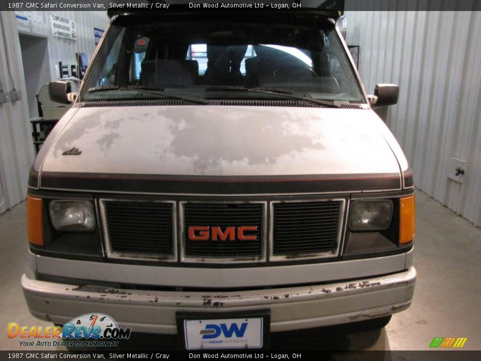 1987 GMC Safari Conversion Van Silver Metallic / Gray Photo #4
