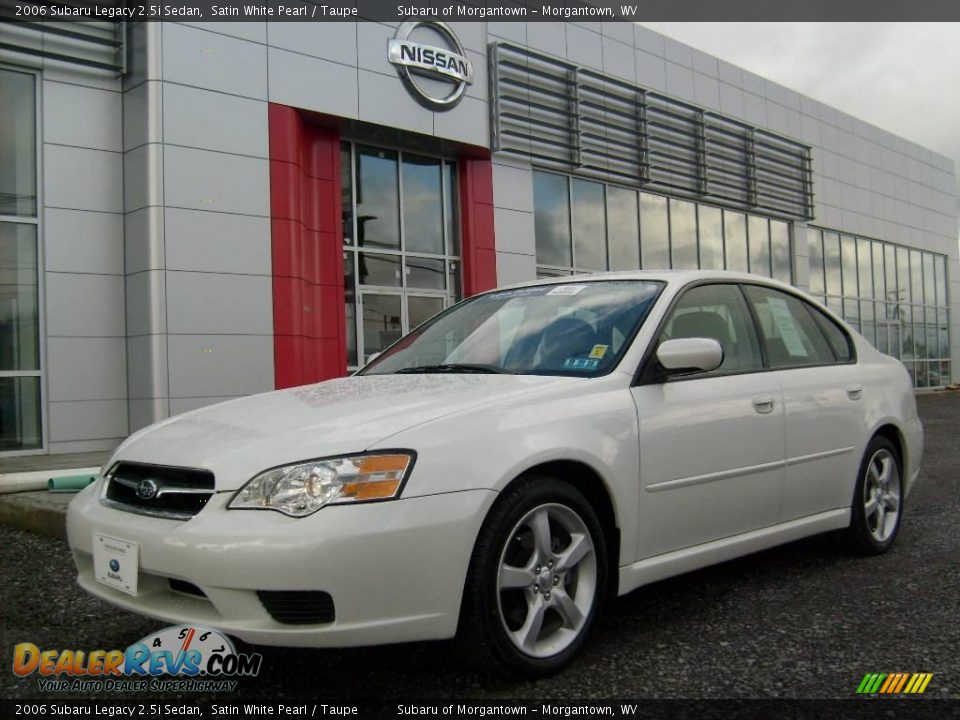 2006 Subaru Legacy 2.5i Sedan Satin White Pearl / Taupe Photo #1