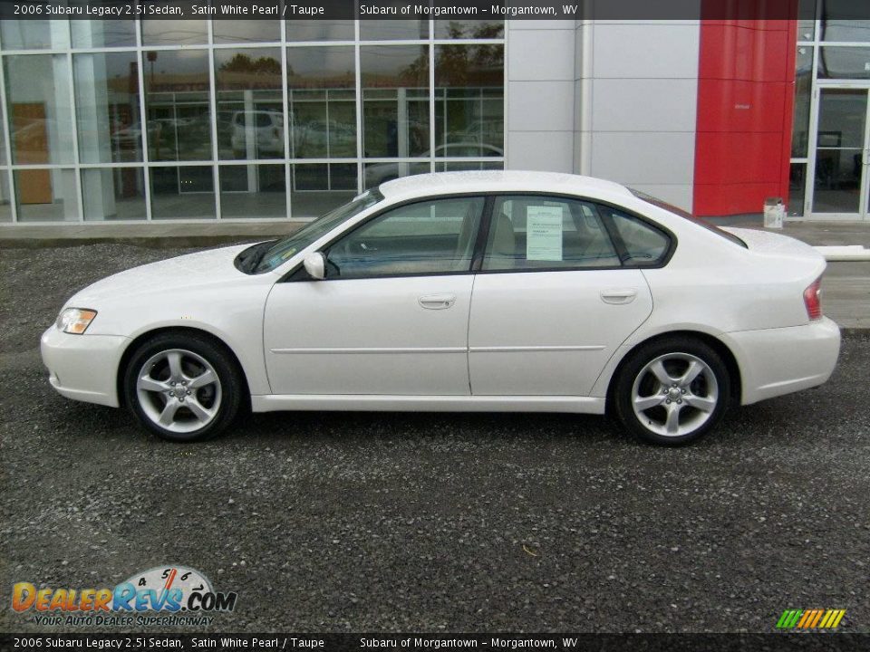 2006 Subaru Legacy 2.5i Sedan Satin White Pearl / Taupe Photo #2