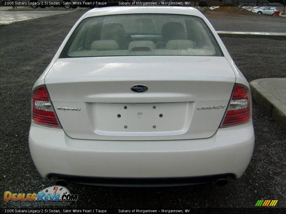 2006 Subaru Legacy 2.5i Sedan Satin White Pearl / Taupe Photo #4