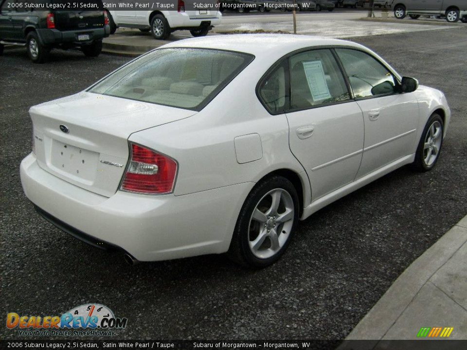 2006 Subaru Legacy 2.5i Sedan Satin White Pearl / Taupe Photo #5