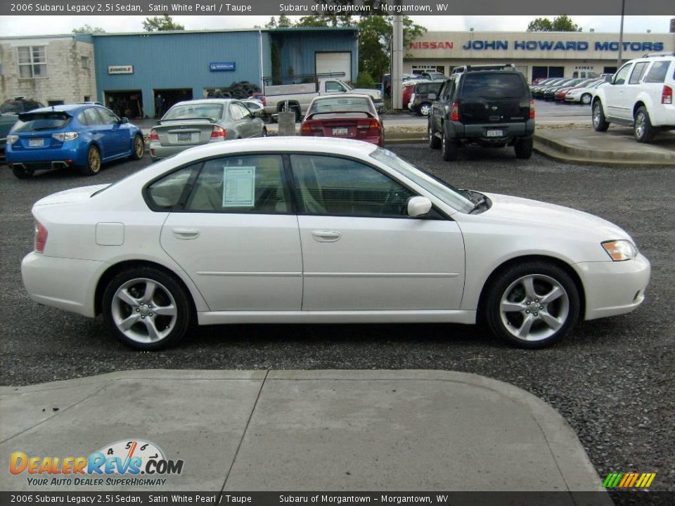 2006 Subaru Legacy 2.5i Sedan Satin White Pearl / Taupe Photo #6