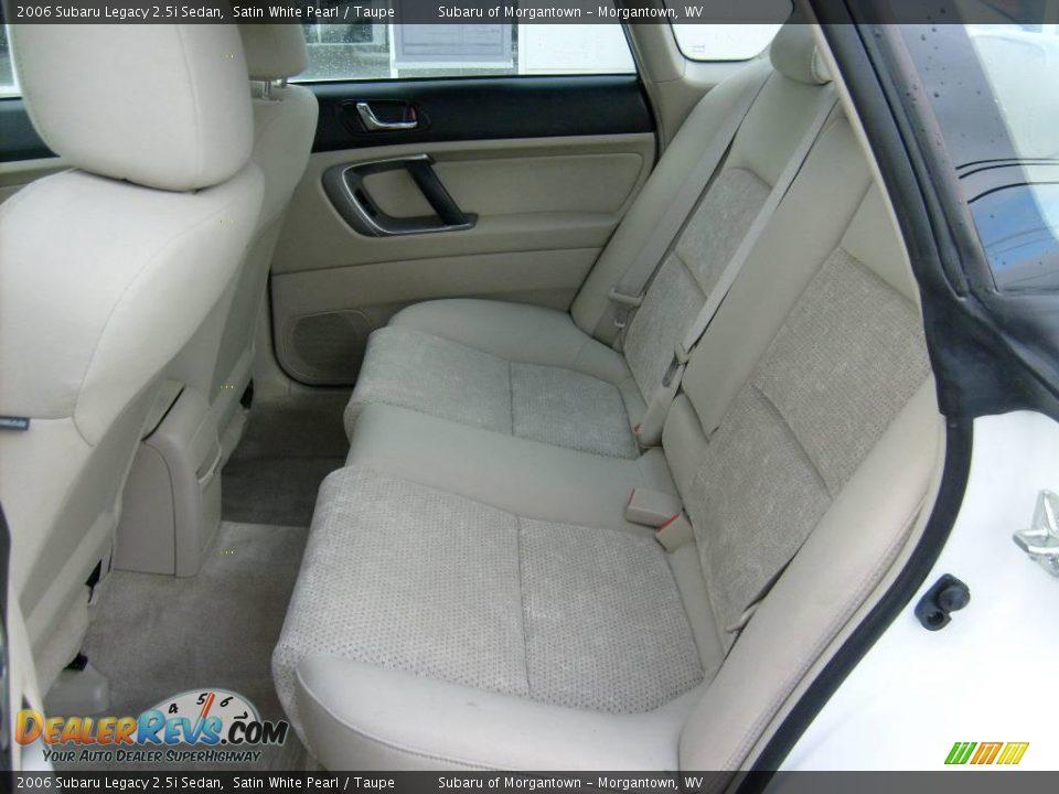 2006 Subaru Legacy 2.5i Sedan Satin White Pearl / Taupe Photo #13