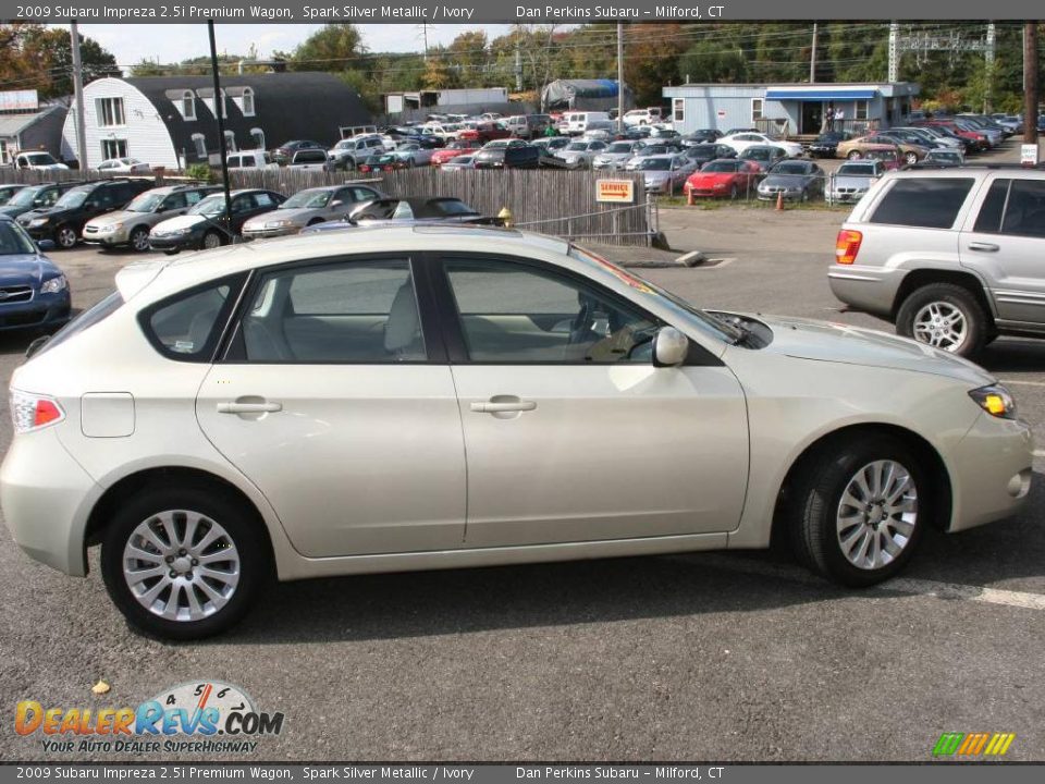 2009 Subaru Impreza 2.5i Premium Wagon Spark Silver Metallic / Ivory Photo #4