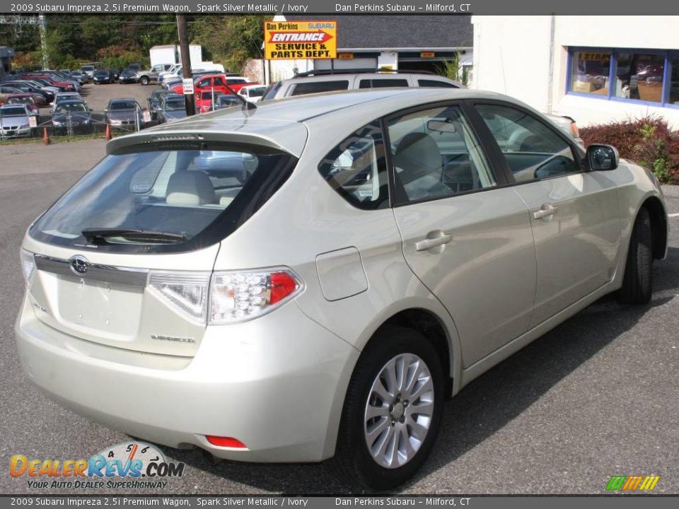 2009 Subaru Impreza 2.5i Premium Wagon Spark Silver Metallic / Ivory Photo #5