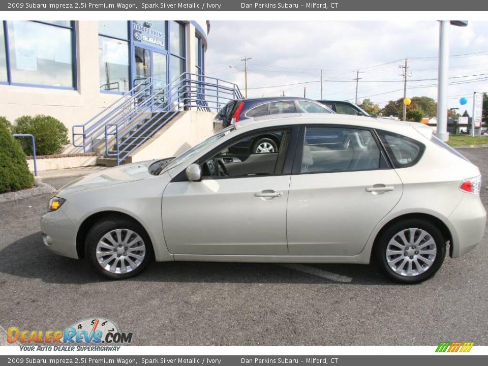 2009 Subaru Impreza 2.5i Premium Wagon Spark Silver Metallic / Ivory Photo #9