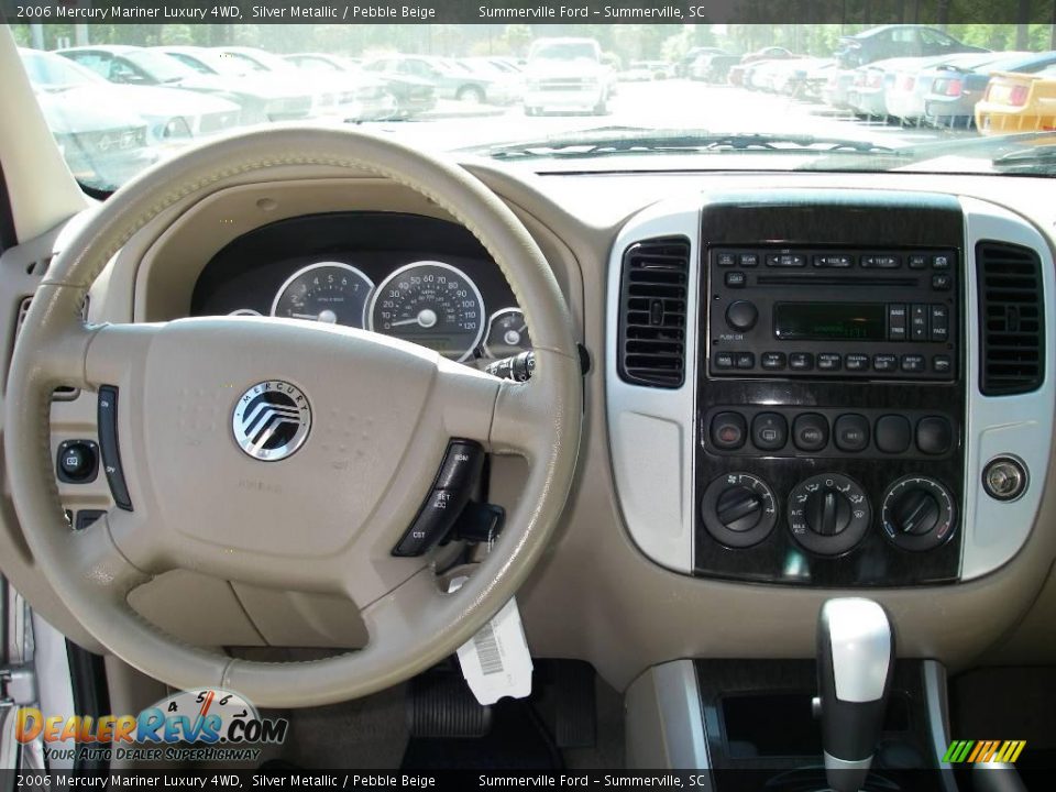 2006 Mercury Mariner Luxury 4WD Silver Metallic / Pebble Beige Photo #3