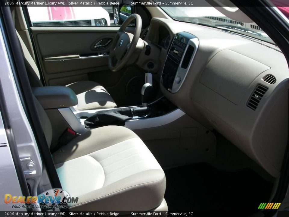 2006 Mercury Mariner Luxury 4WD Silver Metallic / Pebble Beige Photo #11